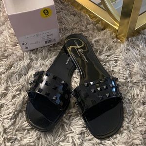 BRAND NEW! Size 9 Chinese Laundry Jelly Sandal